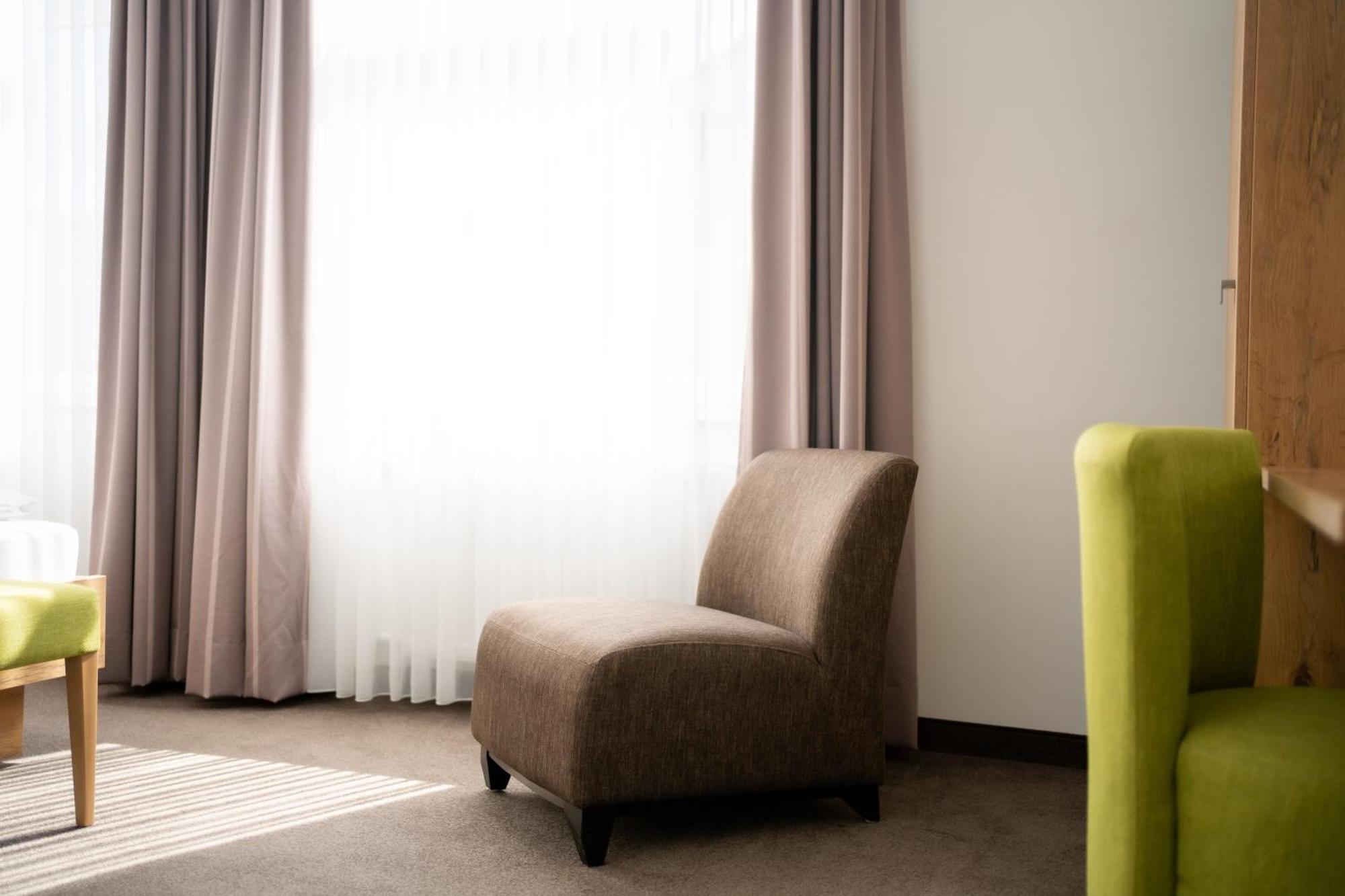 Lahn Hotel Биденкопф Экстерьер фото